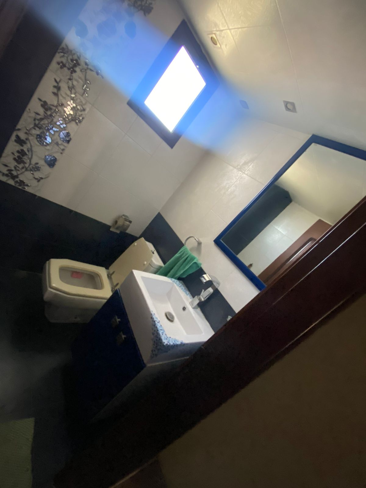 Apartment for sale in Bziza - شقة للبيع في بزيزا