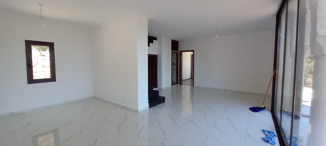 Villa for sale in Batroun - فيلا للبيع في البترون