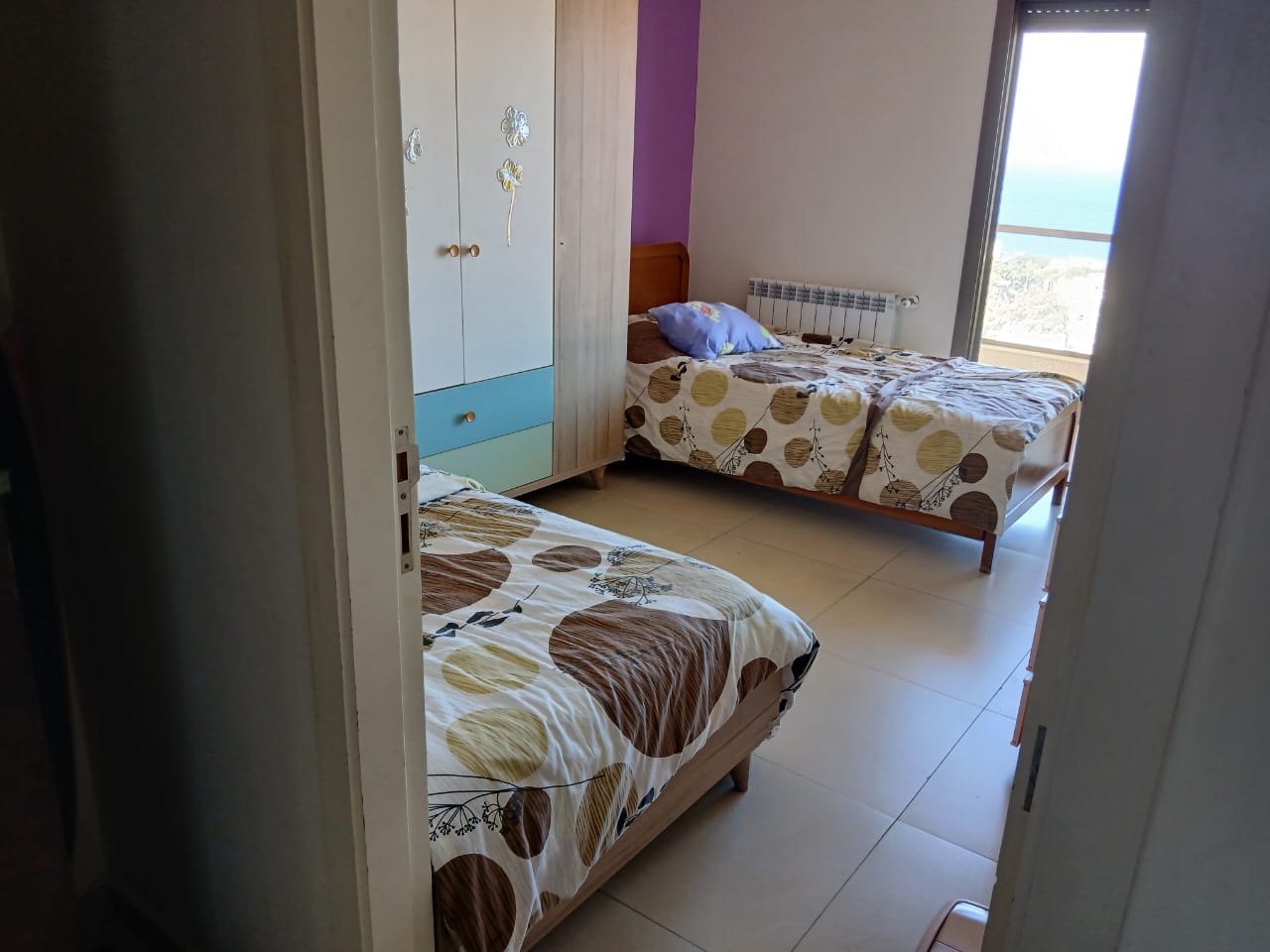 Apartment for sale in Amchit - شقة للبيع في عمشيت