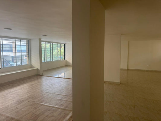 Shop for rent in Jdeideh - محل للإيجار في الجديدة