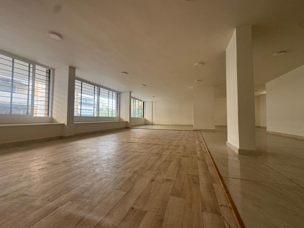 Shop for rent in Jdeideh - محل للإيجار في الجديدة