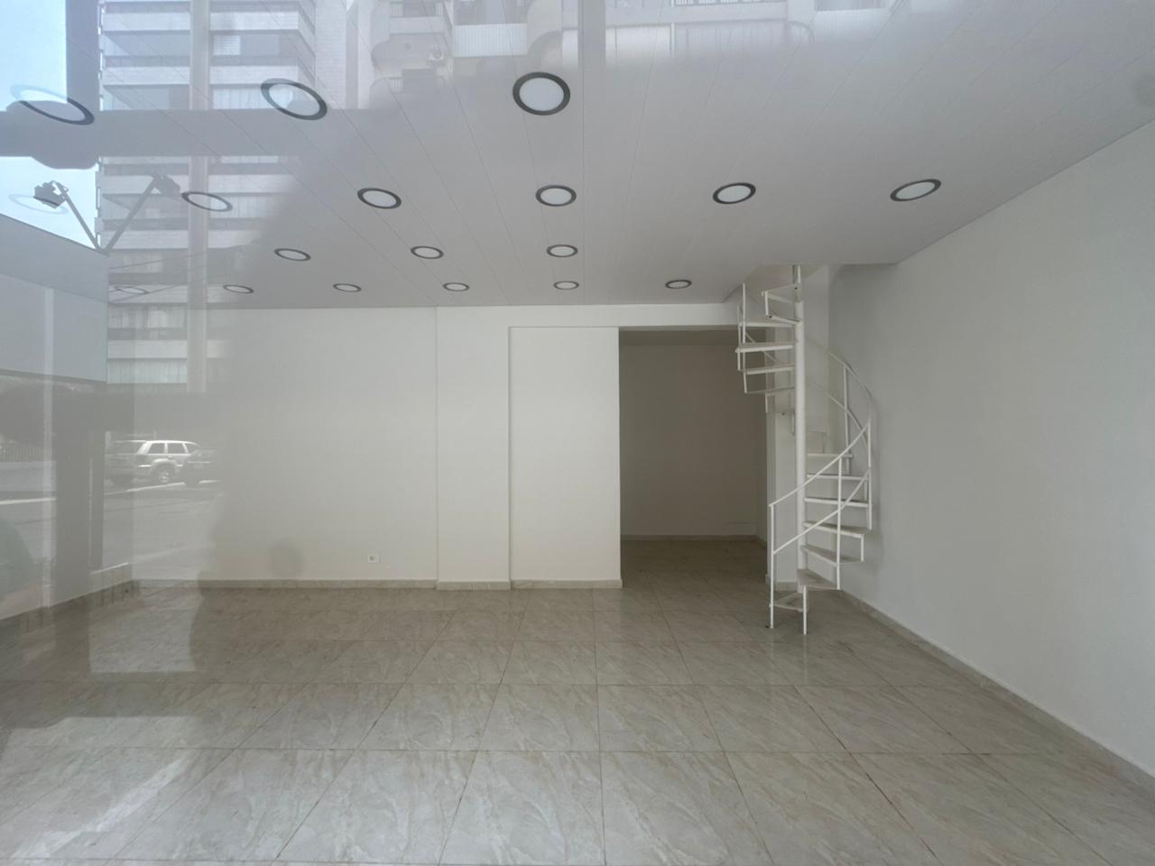 Shop for rent in Jdeideh - محل للإيجار في الجديدة