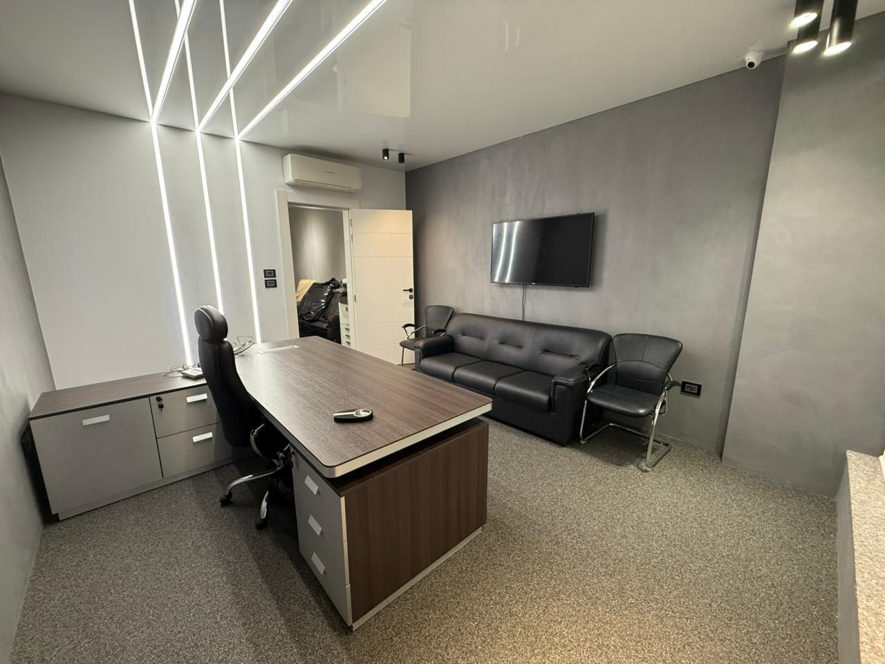 Office for rent in Dekweneh - مكتب للإيجار في الدكوانة