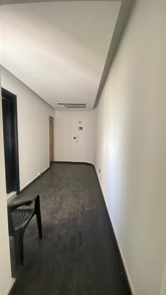 Office for sale in Tripoli - مكتب للبيع في طرابلس