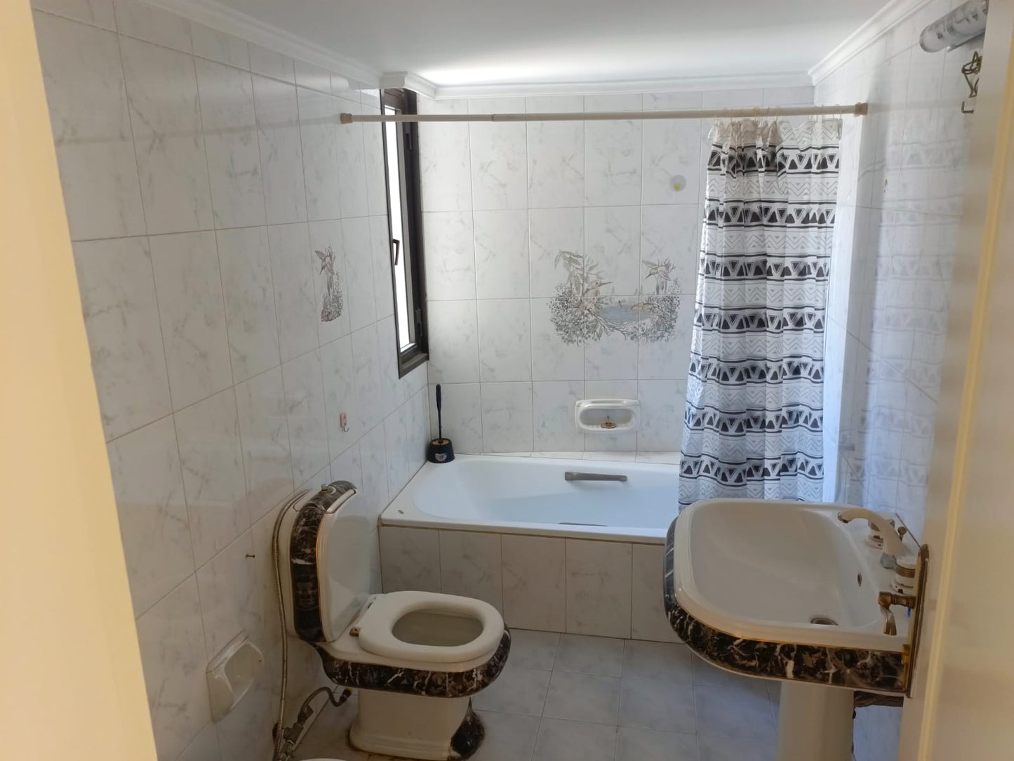 Apartment for rent in Jdeideh - شقة للإيجار في جديدة