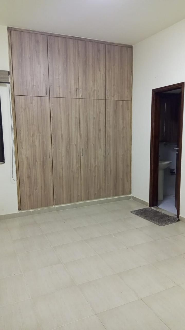 Apartment for rent in Bouar - شقة للإيجار في بوار GM142K