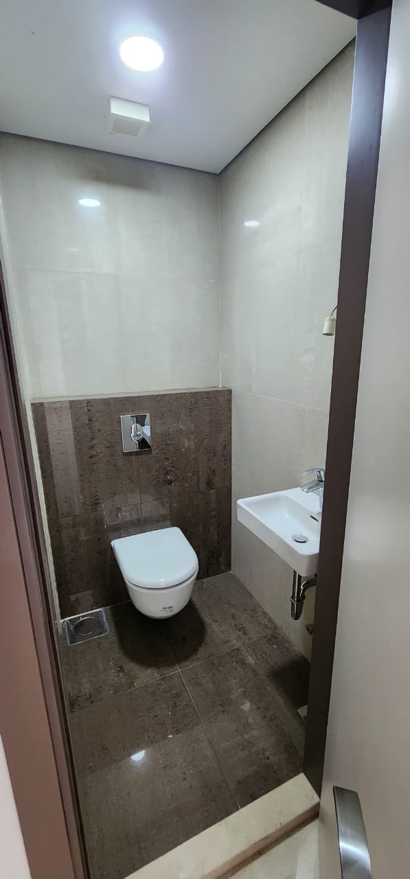 Apartment for sale in Aylout-Mansourieh - شقة للبيع في عيلوت GM106AJ