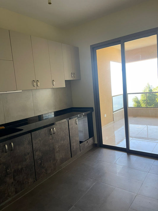 Apartment for sale in Halat - شقة للبيع في حالات GM124RA