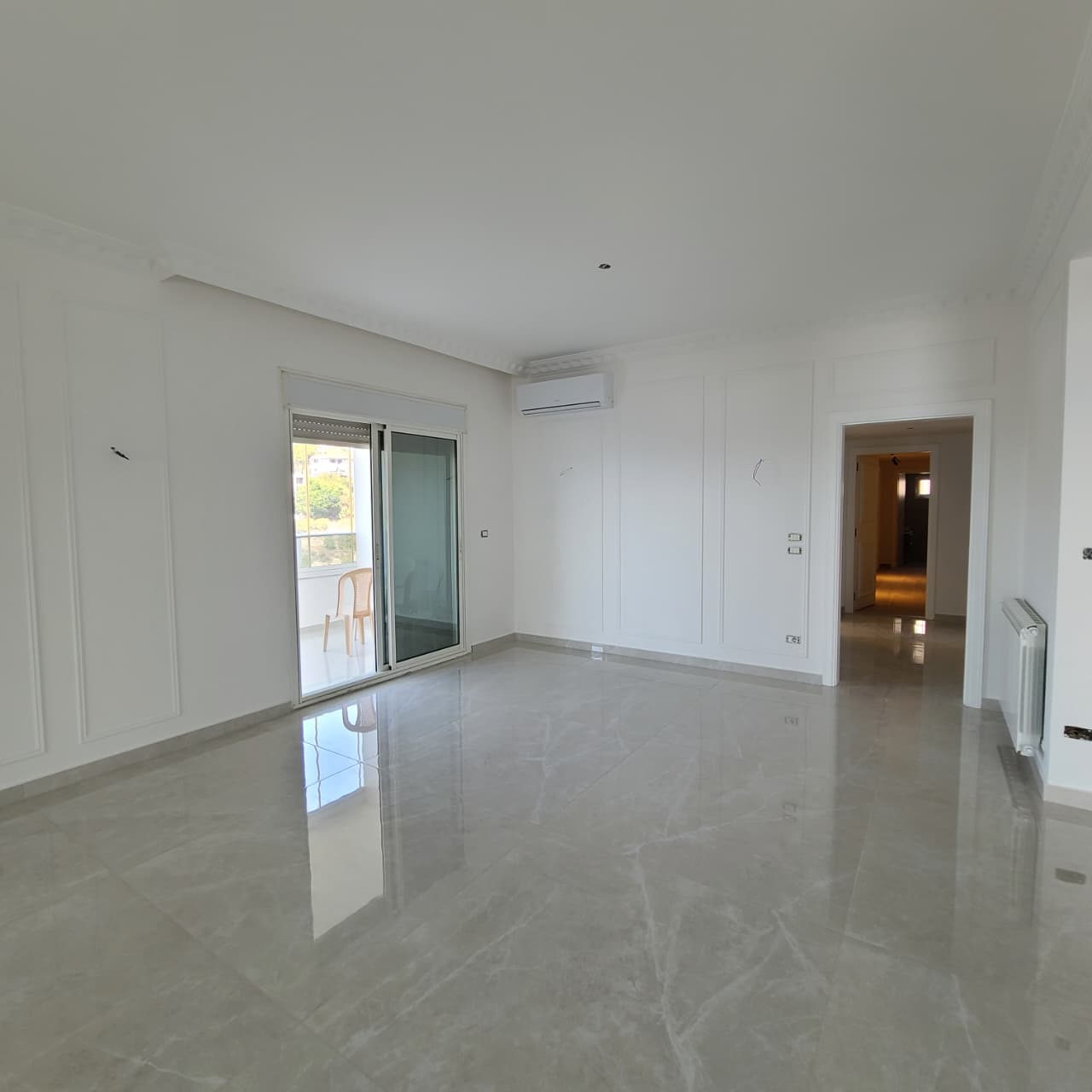 Apartment for sale in Kfarhbab - شقة للبيع في كفرحباب