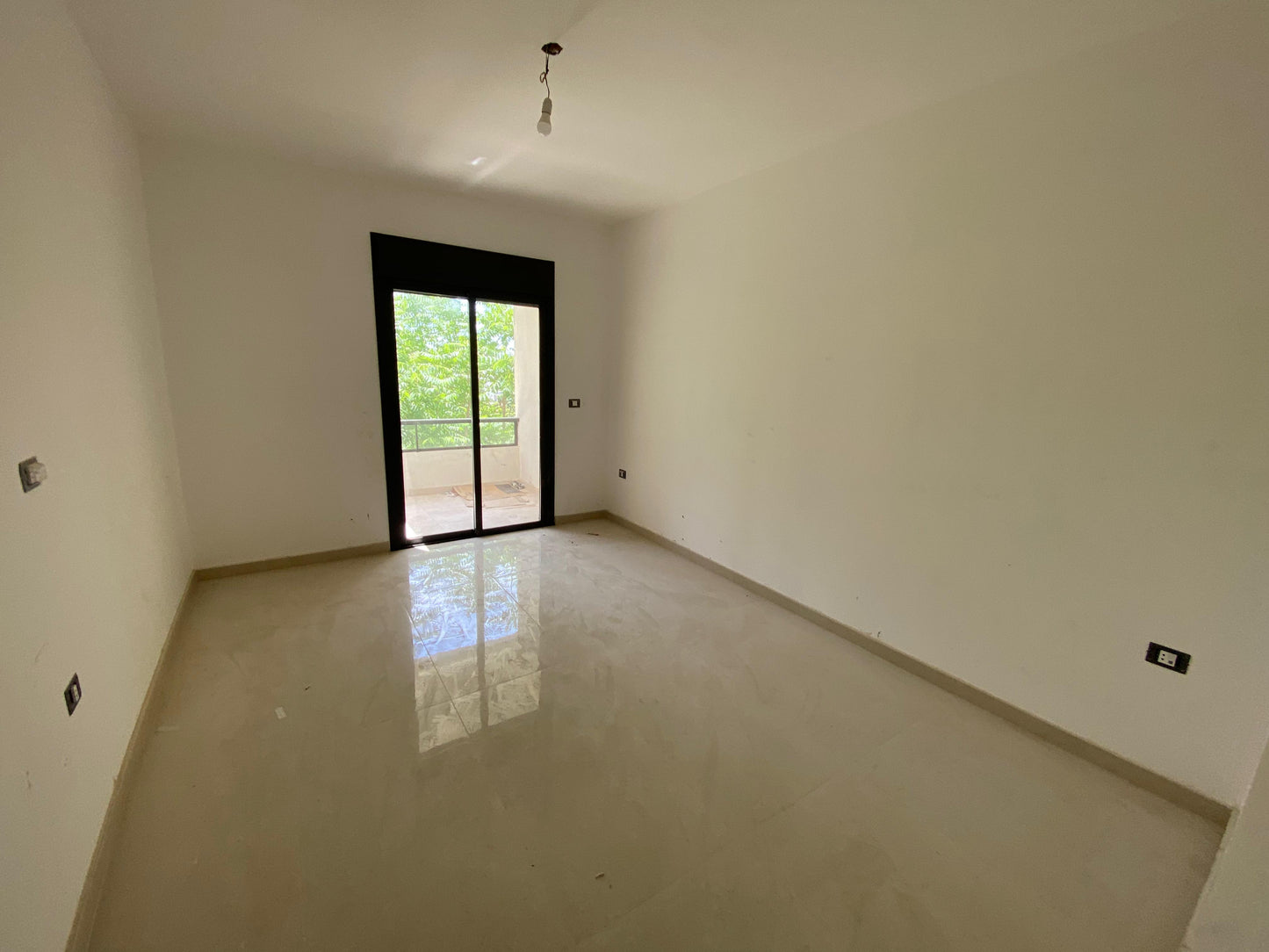 Apartment for sale in Ghadir - شقة للبيع في غادير