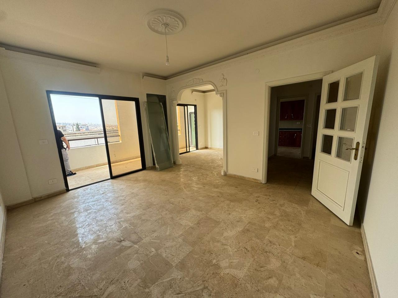 Apartment for sale in Hadath - شقة للبيع في الحدث