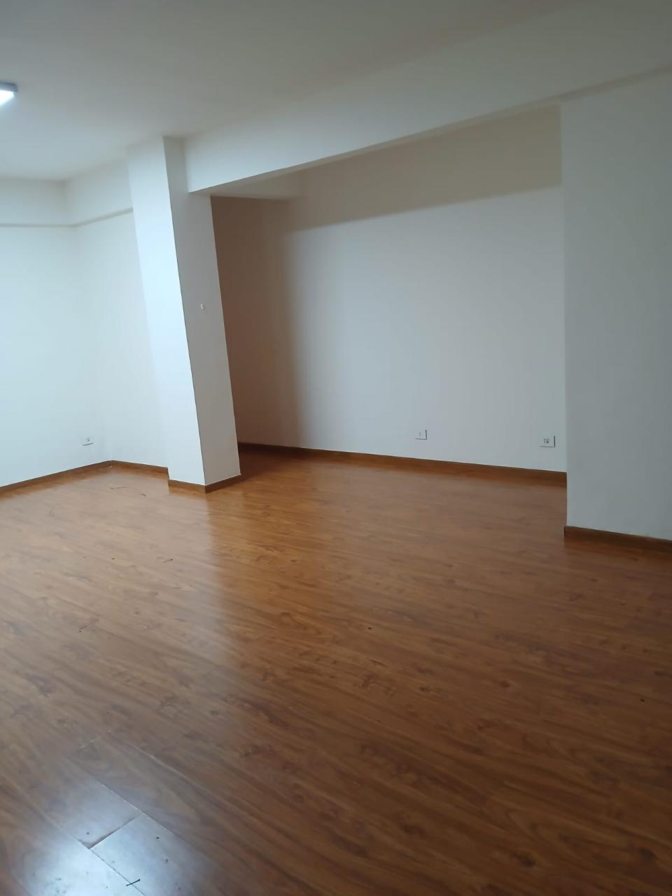 Apartment for rent Achrafieh - شقة للإيجار في الأشرفية GM103AD