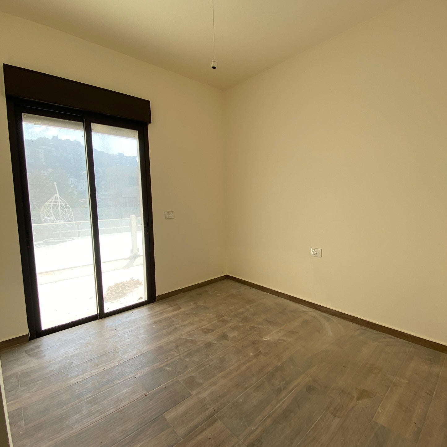 Apartment for sale in Jbeil - شقة للبيع في جبيل GM107YA