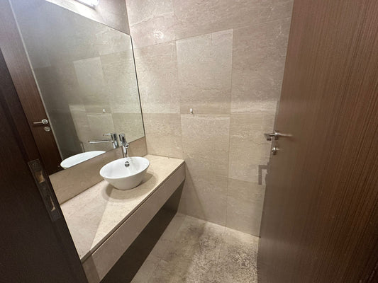 Apartment for rent in Achrafieh - شقة للإيجار في الأشرفية GM105AD