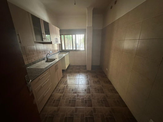 Apartment for sale in Hadath - شقة للبيع في الحدث GM107AD