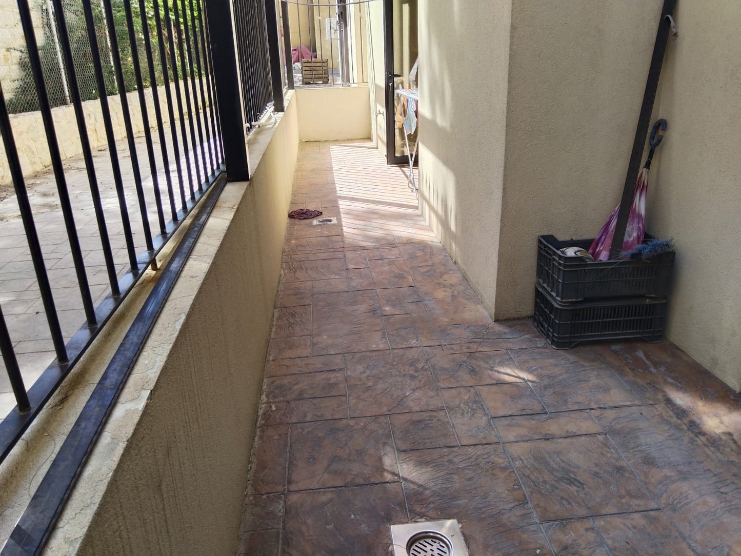 Apartment for sale in Amchit - شقة للبيع في عمشيت GM111EC