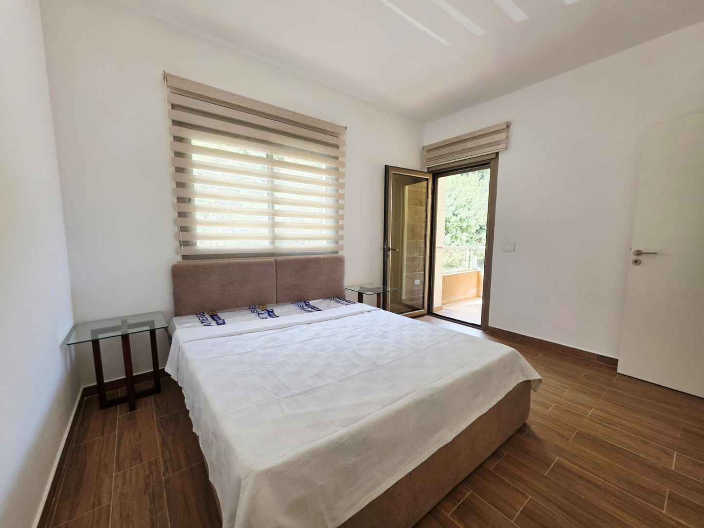 Apartment for sale in Halat - شقة للبيع في حالات GM111YA