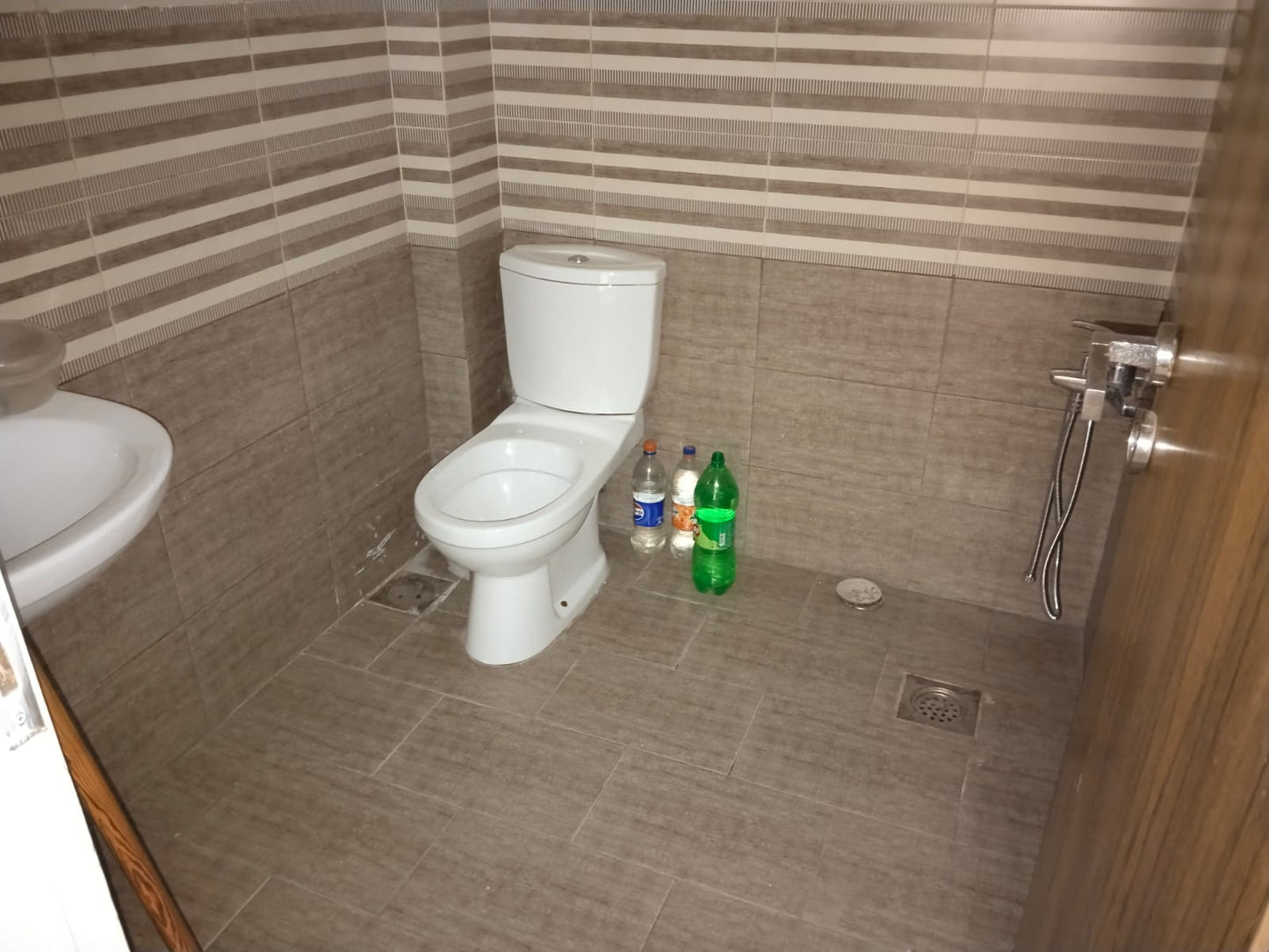 Apartment for rent in Amchit - شقة للإيجار في عمشيت GM114EC