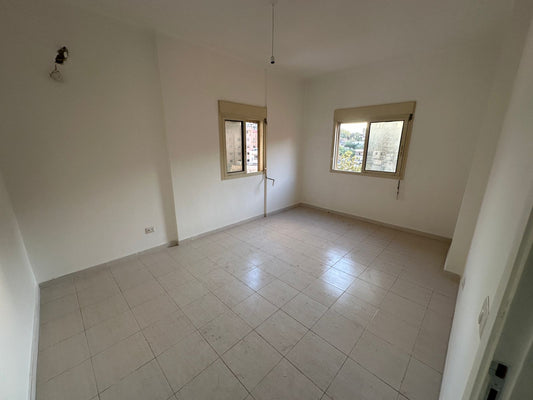 Apartment for sale in Hadath - شقة للبيع في الحدث GM111AD