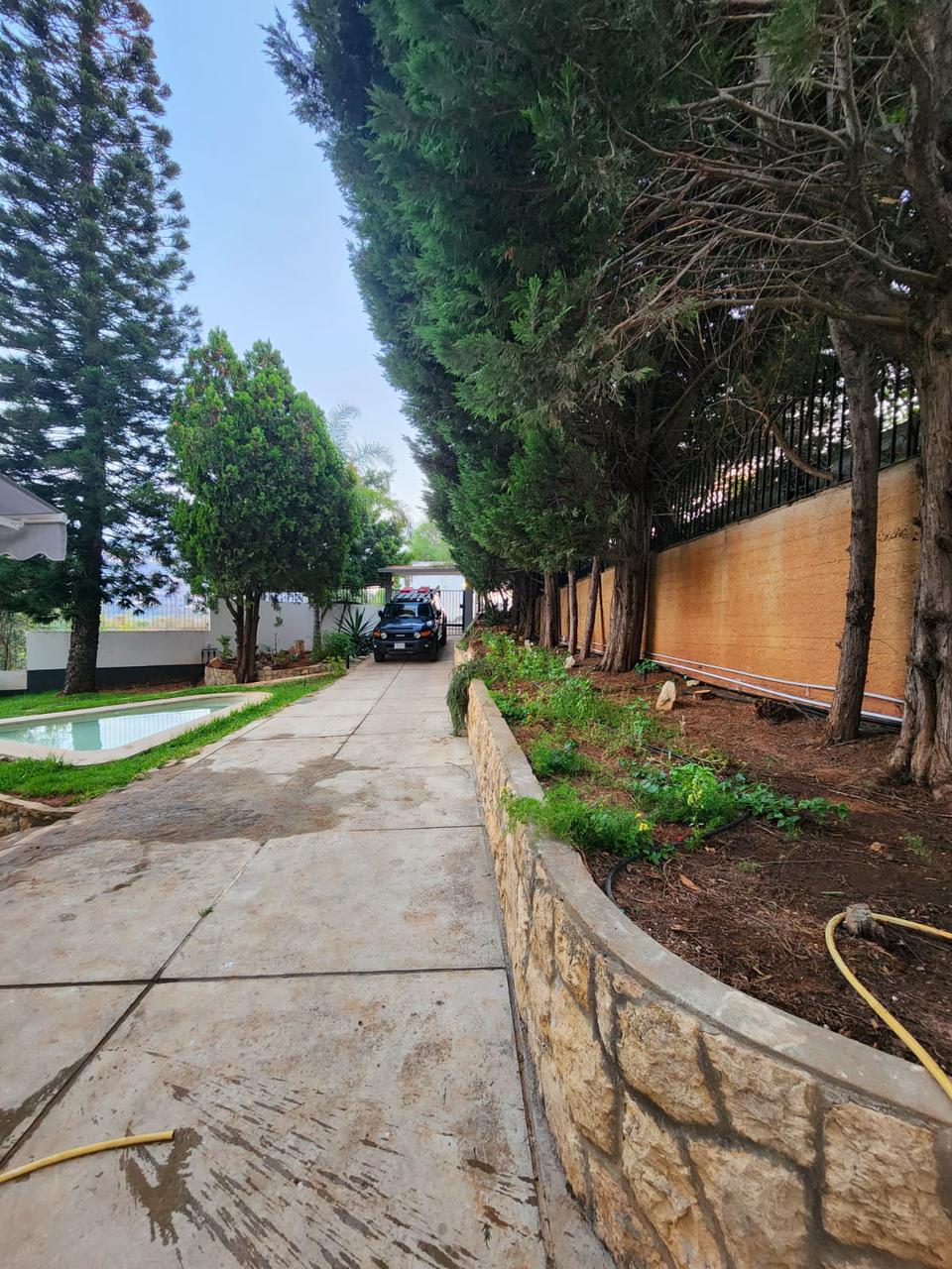 Apartment for rent in Yarzeh - شقة للإيجار في يرزة GM113AD