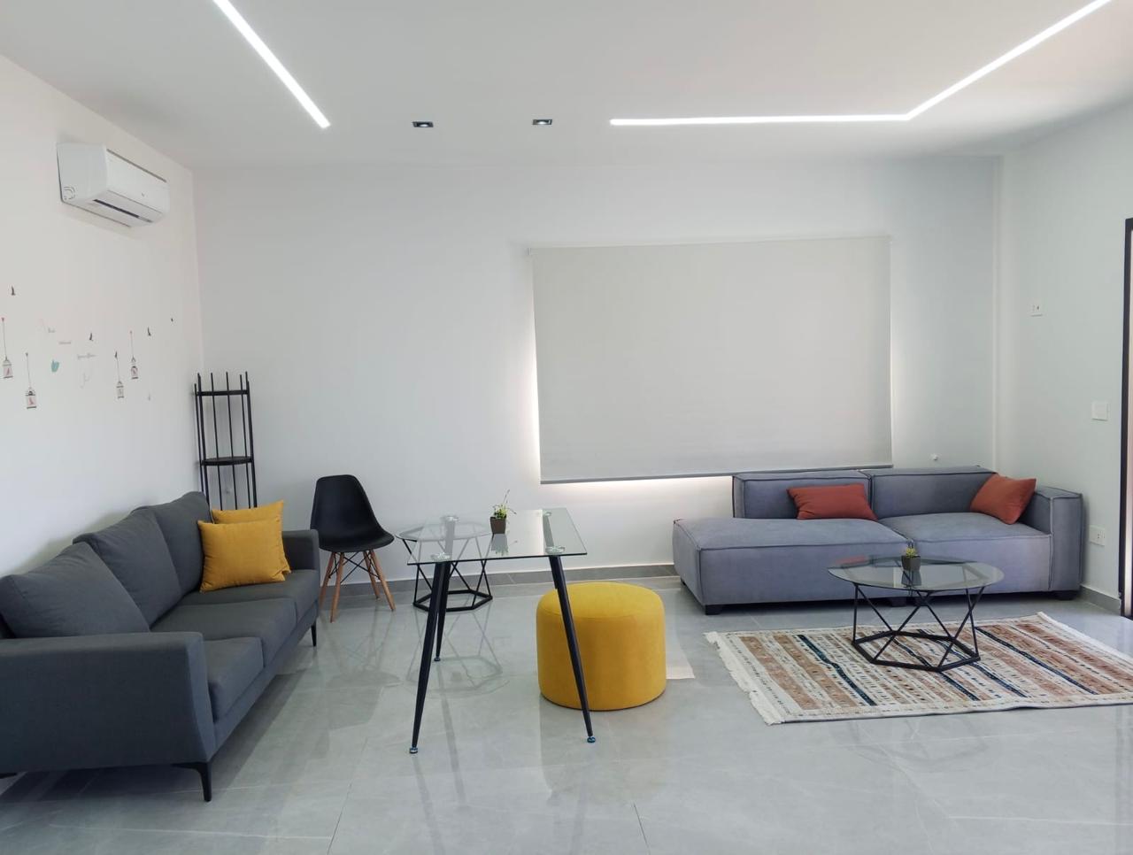 Apartment for rent in Amchit - شقة للإيجار في عمشيت GM115EC