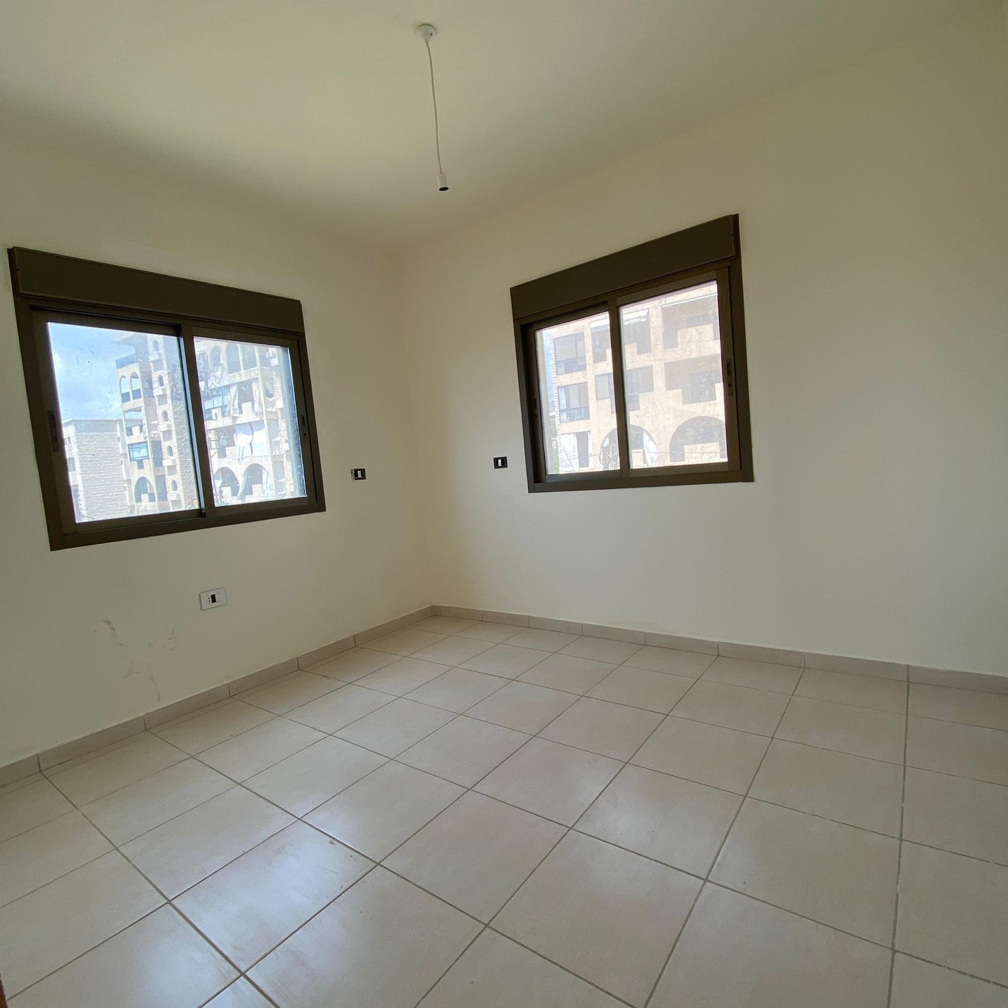 Apartment for sale in Jbeil - شقة للبيع في جبيل GM113YA