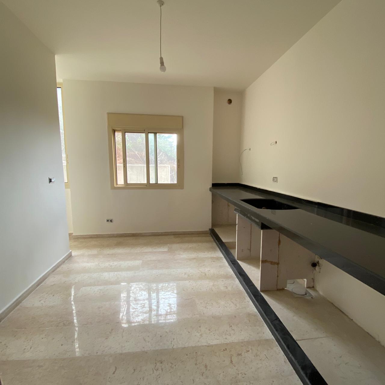 Apartment for sale in Jbeil - شقة للبيع في جبيل GM114YA