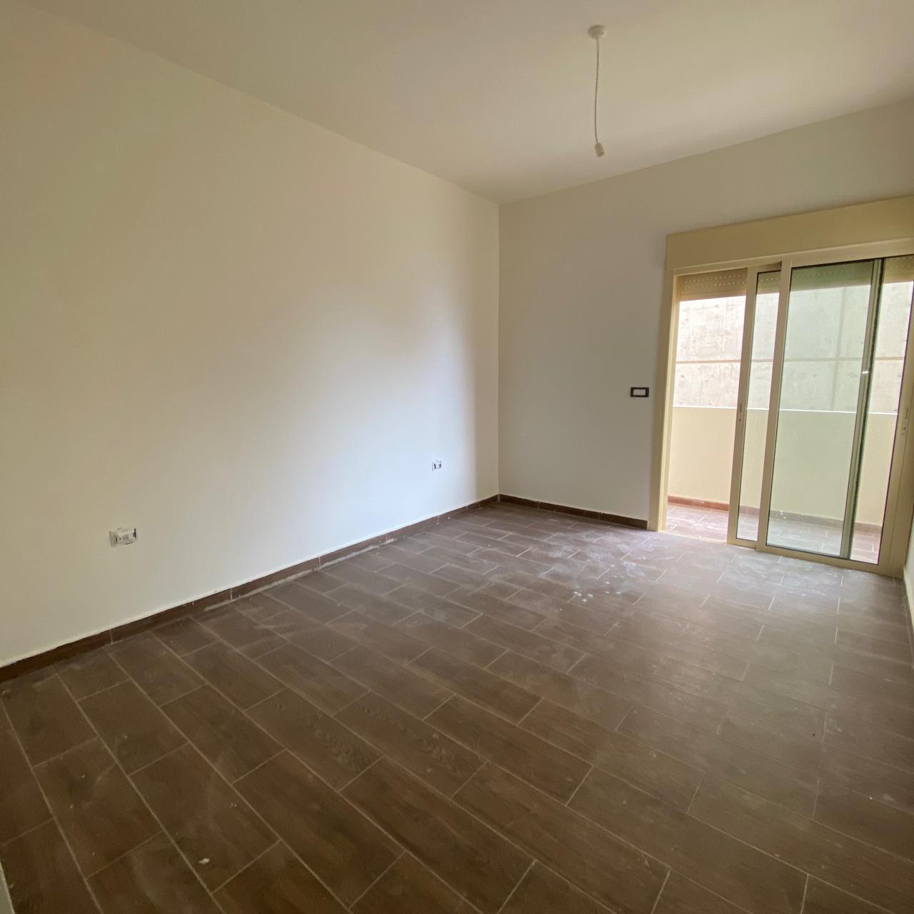 Apartment for sale in Jbeil - شقة للبيع في جبيل GM114YA