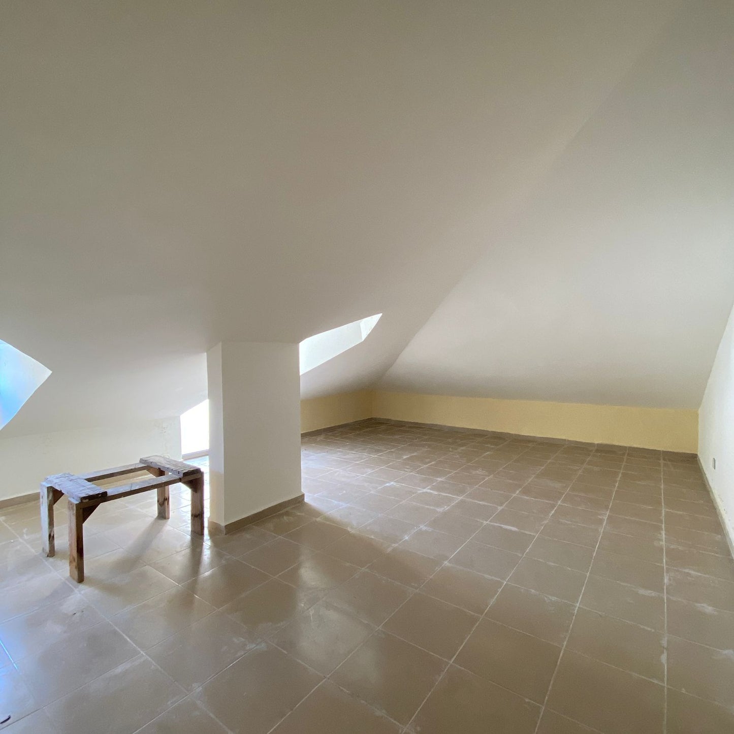 Duplex for sale in Jbeil - دوبلكس للبيع في جبيل GM116YA