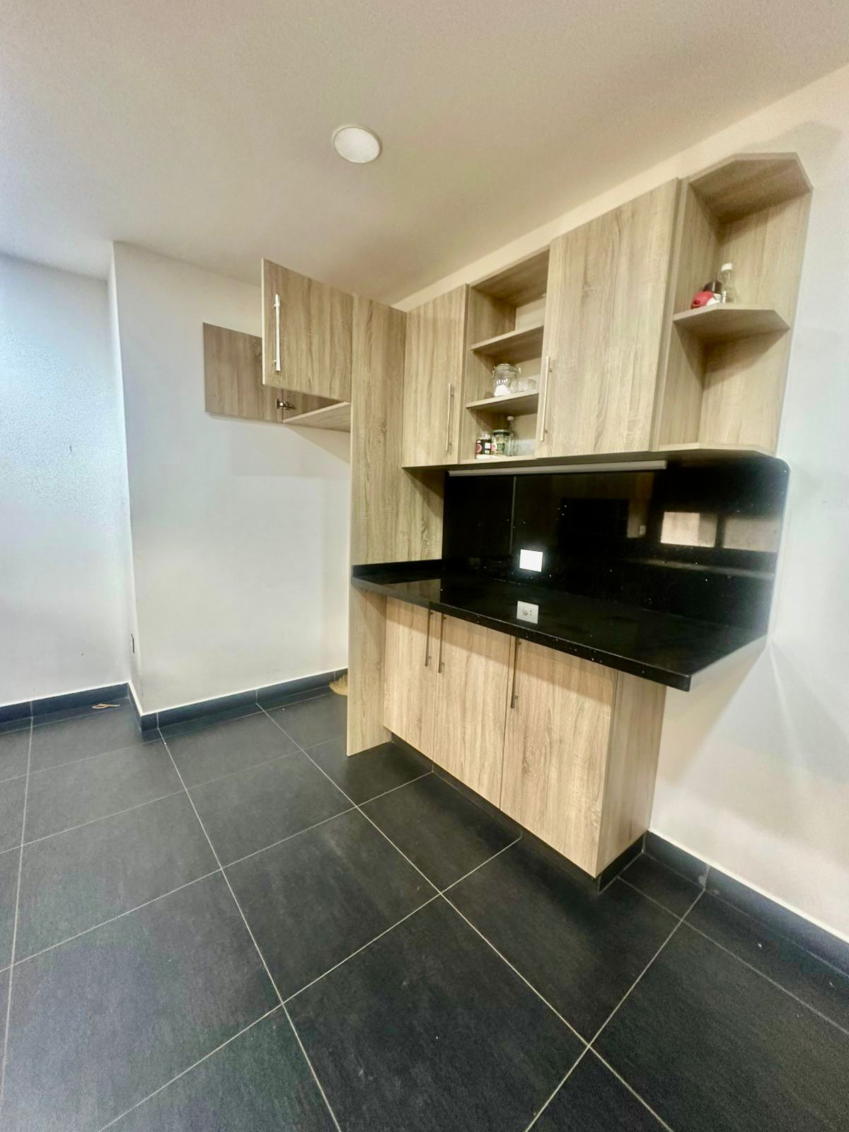 Duplex for rent in Jbeil - دوبلكس للإيجار في جبيل GM126RA