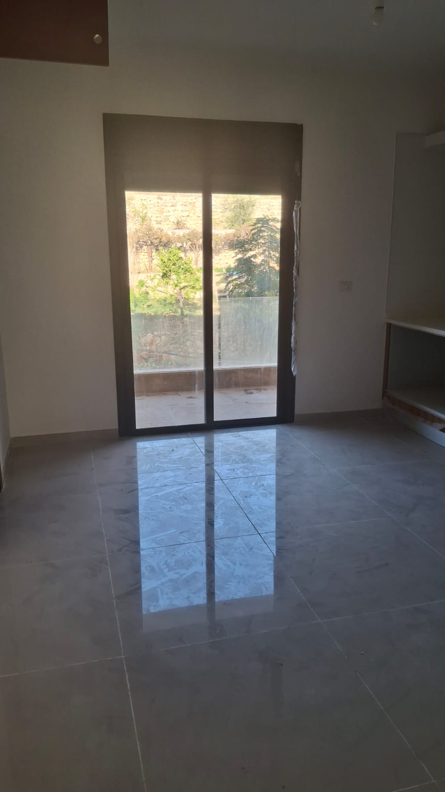 Apartment for sale in Kfaraaka - شقة للبيع في كفرعقا GM102CM