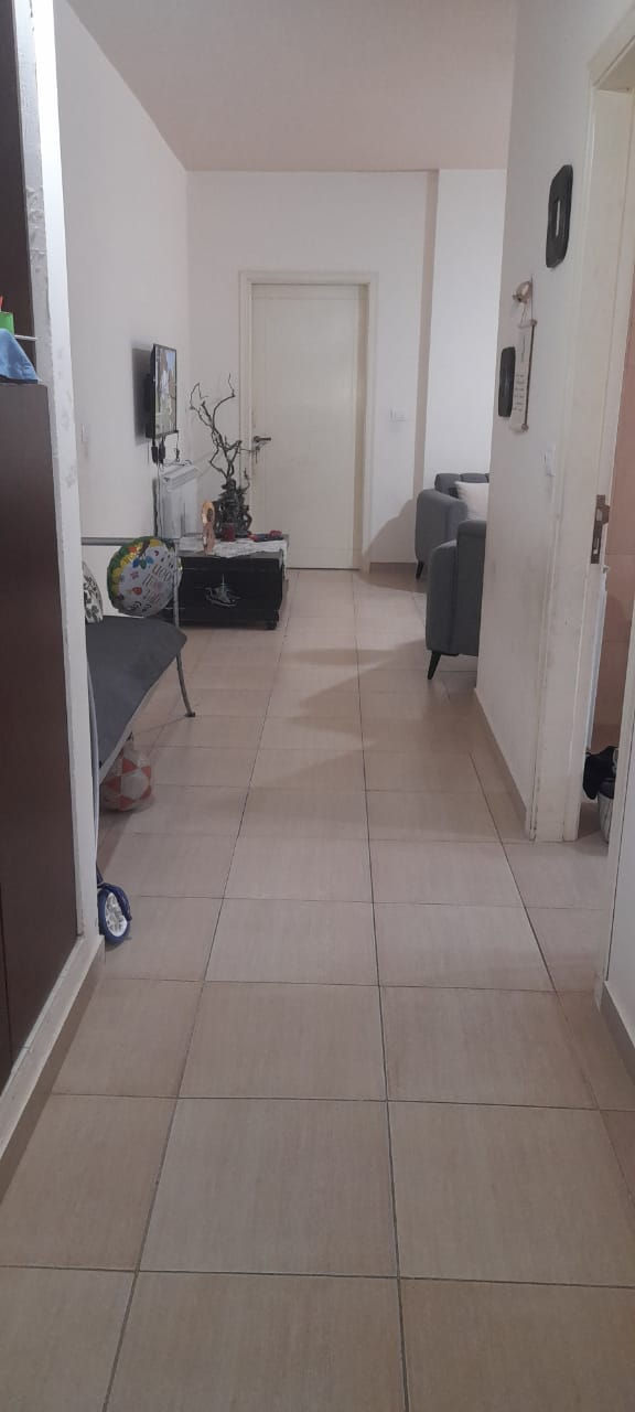 Apartment for sale in Bziza - شقة للبيع في بزيـزا GM106CM