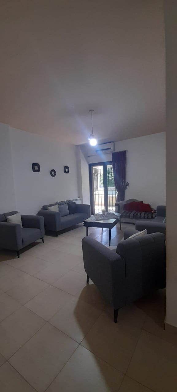 Apartment for sale in Bziza - شقة للبيع في بزيـزا GM106CM