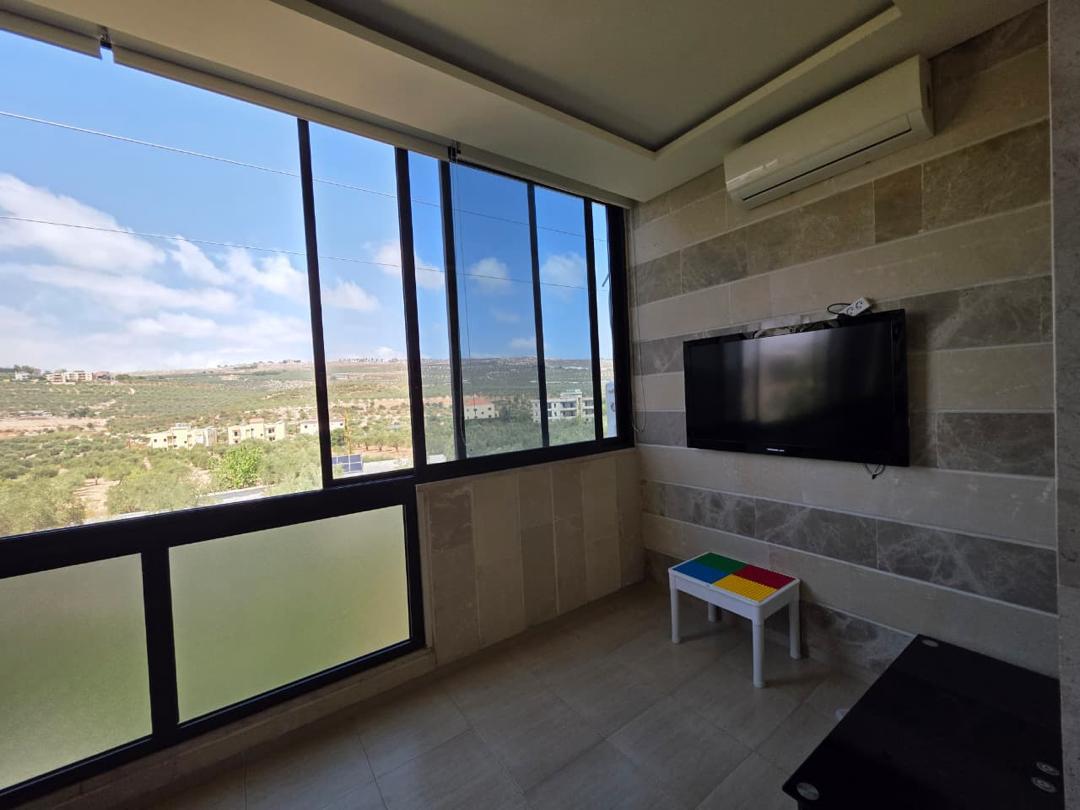 Apartment for sale in Bziza - شقة للبيع في بزيـزا GM107CM