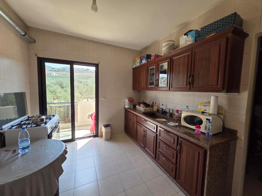 Apartment for sale in Bziza - شقة للبيع في بزيـزا GM107CM