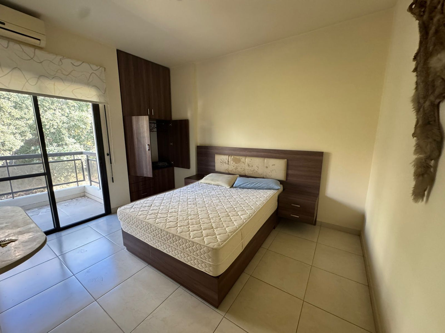 Apartment for rent in Mansourieh - شقة للإيجار في المنصورية GM319R