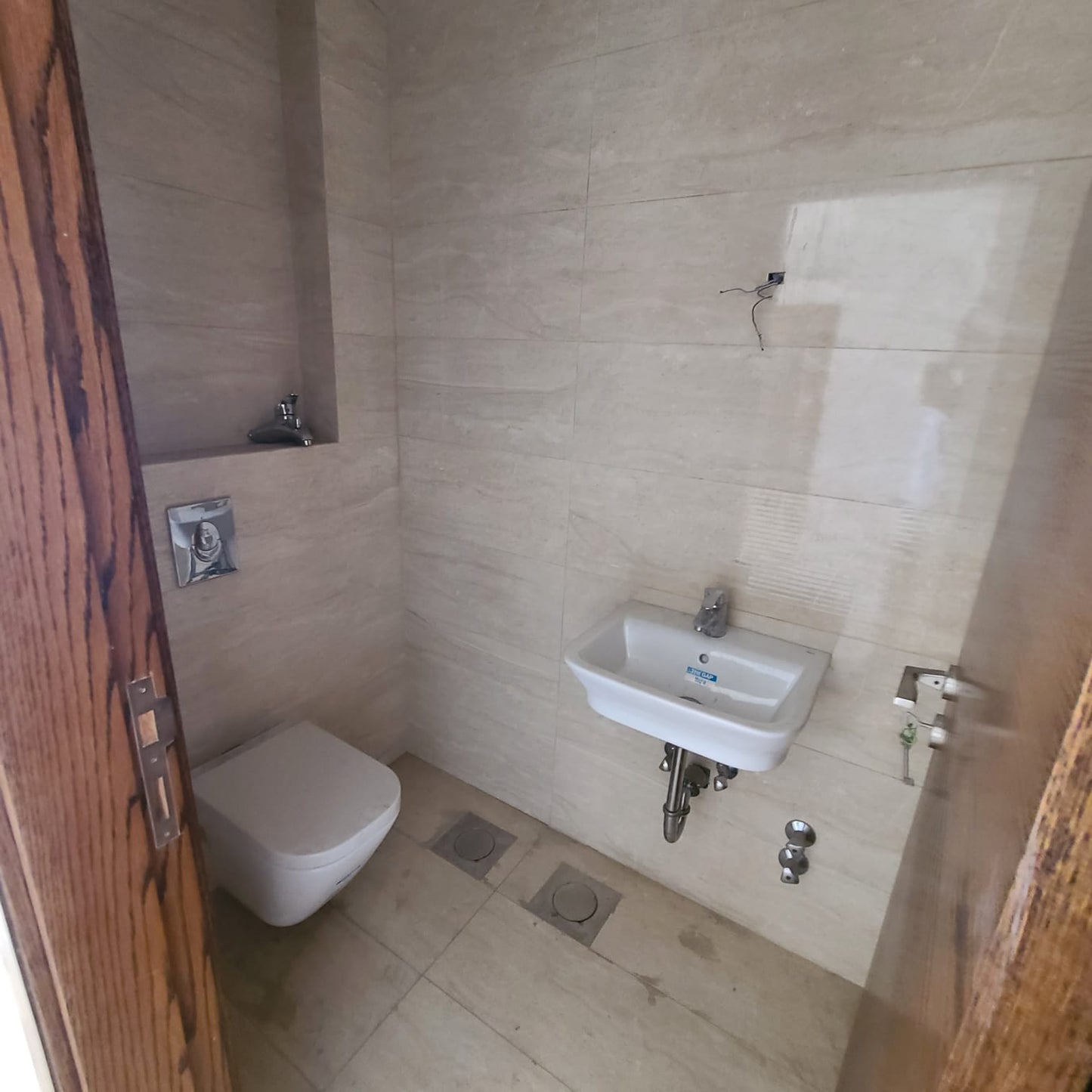 Duplex for sale in Rabieh - دوبلكس للبيع في الرابية GM136G