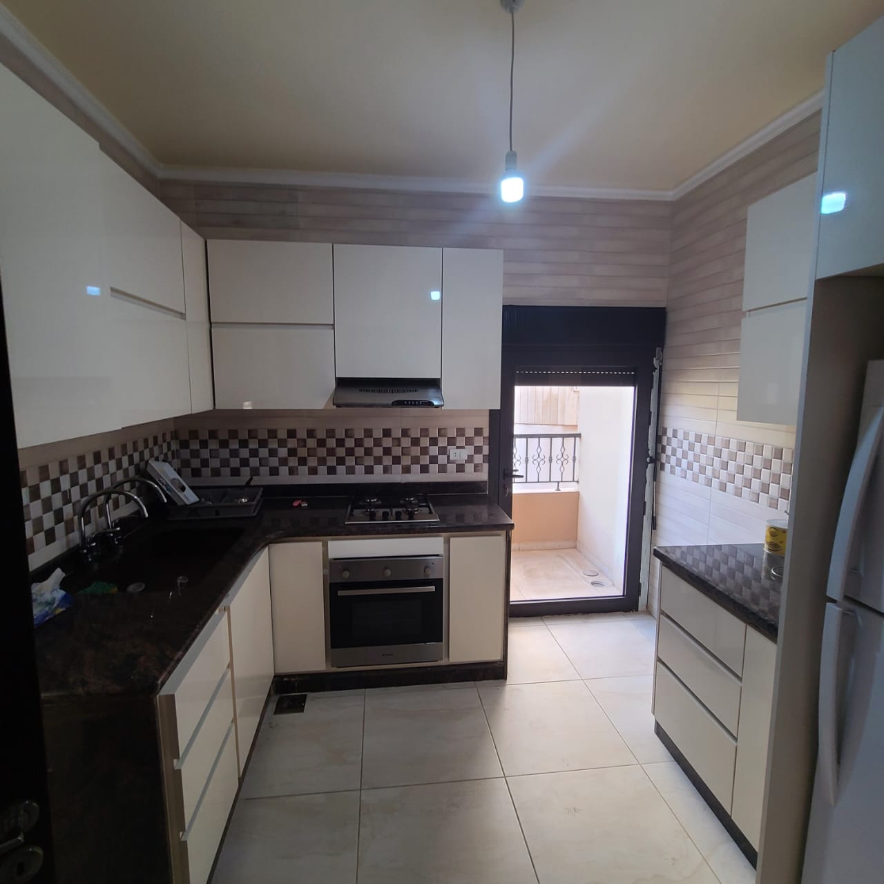 Apartment for sale in Jbeil - شقة للبيع في جبيل GM138G