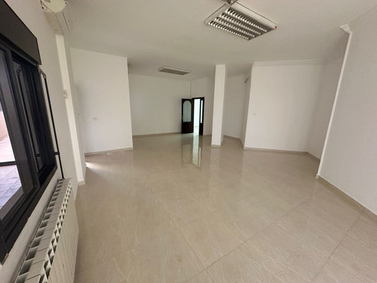 Apartment for sale in Hadath - شقة للبيع في الحدث GM118AD