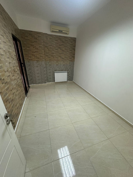 Apartment for sale in Hadath - شقة للبيع في الحدث GM118AD