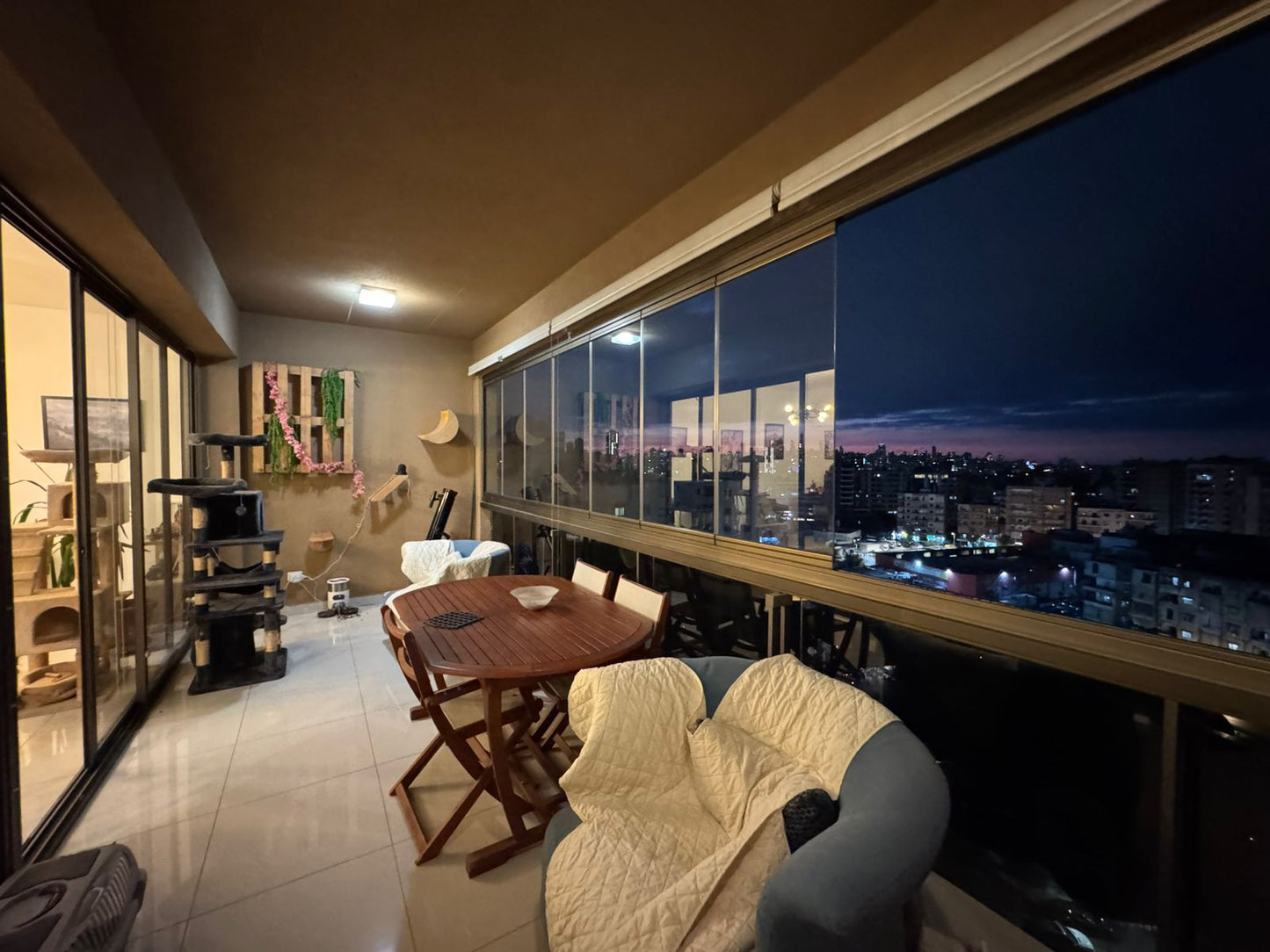 Apartment for sale in Jdeideh - شقة للبيع في الجديدة GM329R