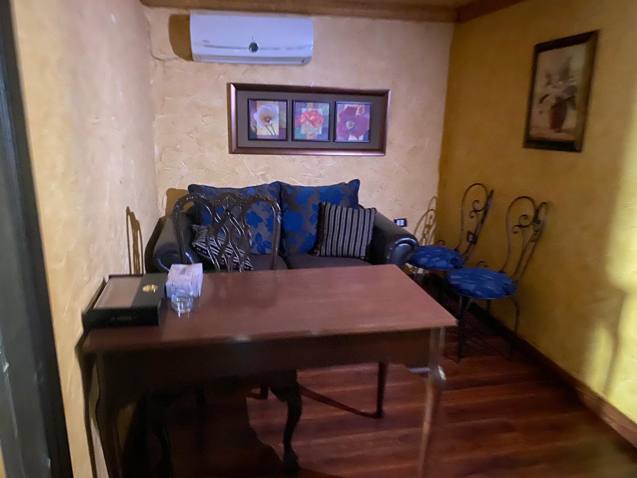 Apartment for sale in Haret Sakher - شقة للبيع في حارة صخر GM107RM