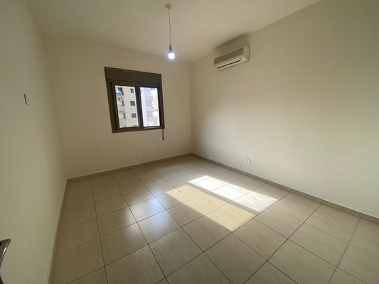Apartment for rent in Haret Sakher - شقة للإيجار في حارة صخر GM110MM