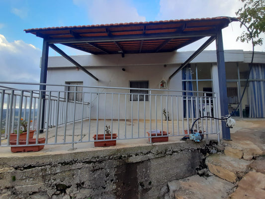 House For Sale In Kfardebian - منزل للبيع في كفردبيان - GM124SS