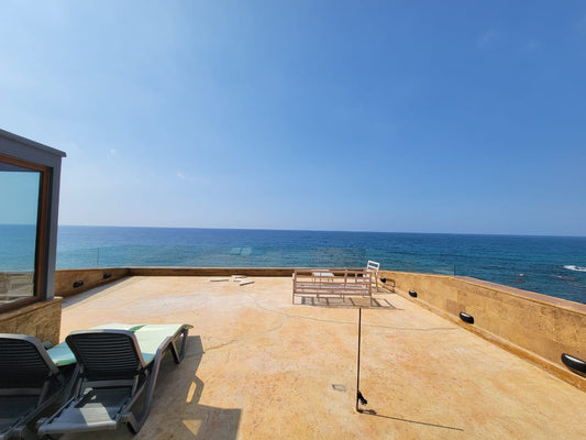 Sea Front Villa for sale in Halat - فيلا مطلة على البحر للبيع في حالا GM118CD