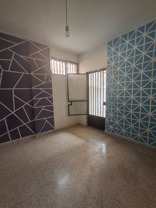 Apartment For Sale In Sehayleh with 2 Shops - شقة للبيع في سهيلة - GM155SS