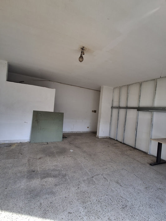 Apartment For Sale In Sehayleh with 2 Shops - شقة للبيع في سهيلة - GM155SS