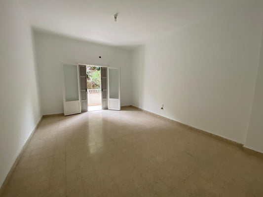 Apartment for Rent in Haret Sakher - شقة للإيجار في حارة صخر GM125YA