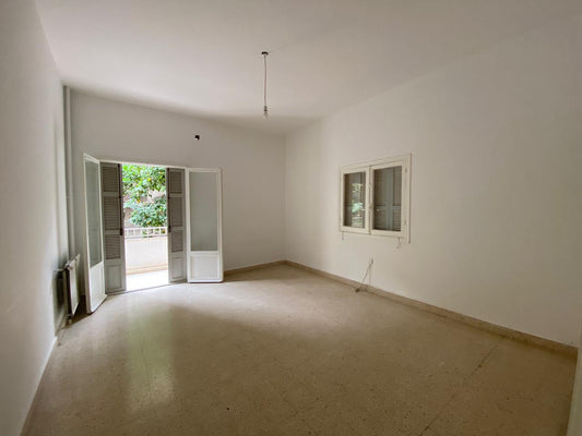 Apartment for Rent in Haret Sakher - شقة للإيجار في حارة صخر GM125YA