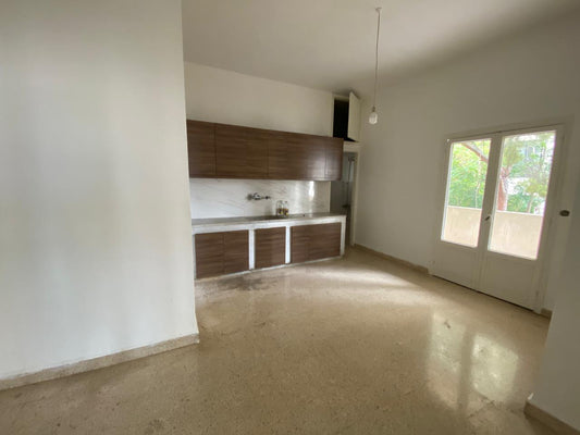 Apartment for Rent in Haret Sakher - شقة للإيجار في حارة صخر GM125YA